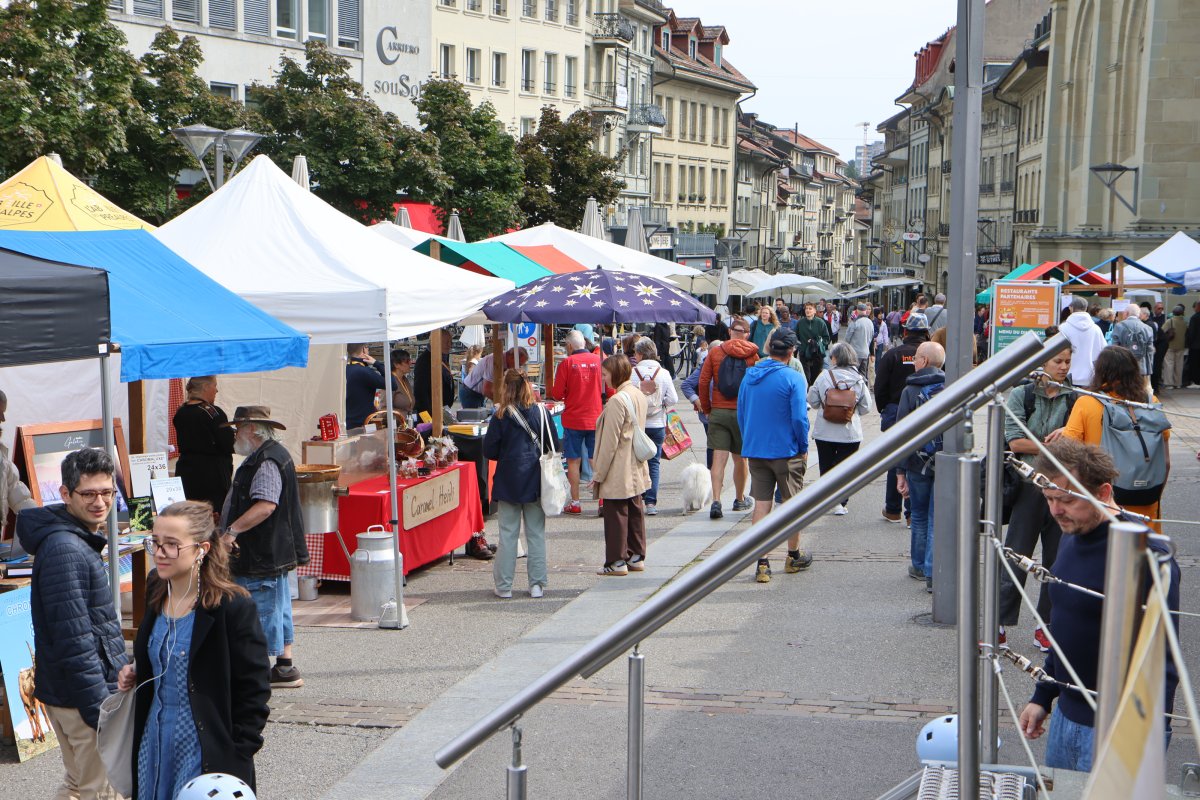 250913_benichon_sarinoise_en_ville_samedi_81_copyright_heloise_hess