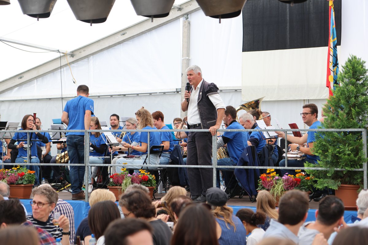 250914_benichon_sarinoise_en_ville_dimanche_37_copyright_heloise_hess